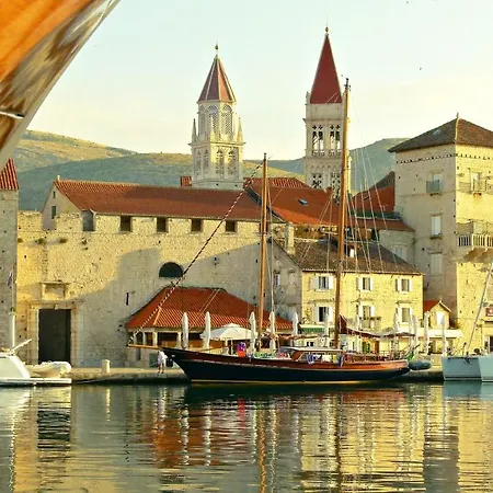 Damare * Trogir